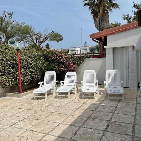 Villetta Torre Dell'Orso Holiday home